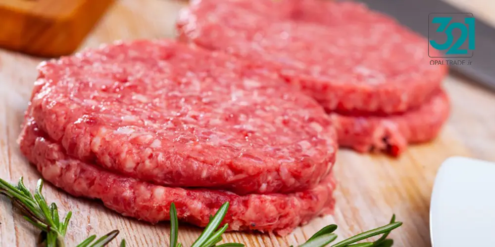 طرز تهیه همبرگر خانگی با گوشت چرخ کرده را مرحله به مرحله یاد بگیرید. یک همبرگر خوشمزه و سالم در خانه درست کنید. خرید ظروف سرو غذا از فروشگاه اینترنتی تجارت اپال برای لذت بیشتر از وعده‌های خانگی.