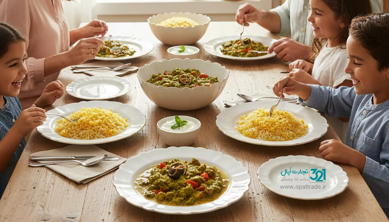 سرویس 26 پارچه غذاخوری با طراحی کنگره‌ای و نوار طلایی